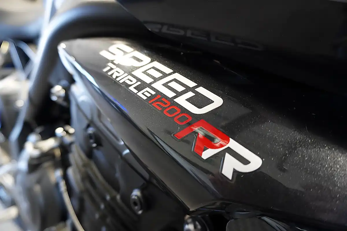 Used 2022 Triumph Speed Triple 1200 Rr Red Metallic - Interior and Exterior details 8