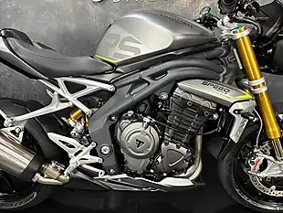 Used 2022 Triumph Speed Triple 1200 RS Silver - Interior and Exterior details 8