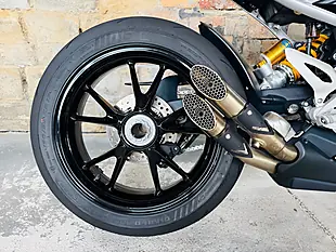 Used 2022 Triumph Speed Triple 1200 RS Silver - Interior and Exterior details 10