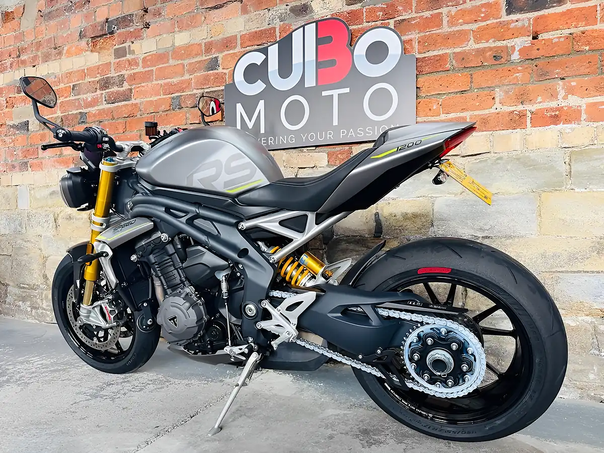 Used 2022 Triumph Speed Triple 1200 RS Silver - Interior and Exterior details 13