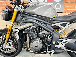 Used 2022 Triumph Speed Triple 1200 RS Silver - Interior and Exterior details 16