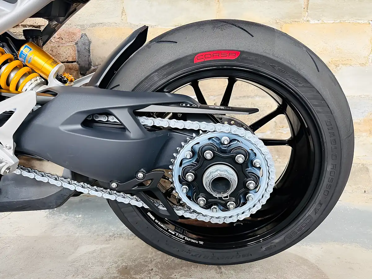 Used 2022 Triumph Speed Triple 1200 RS Silver - Interior and Exterior details 17