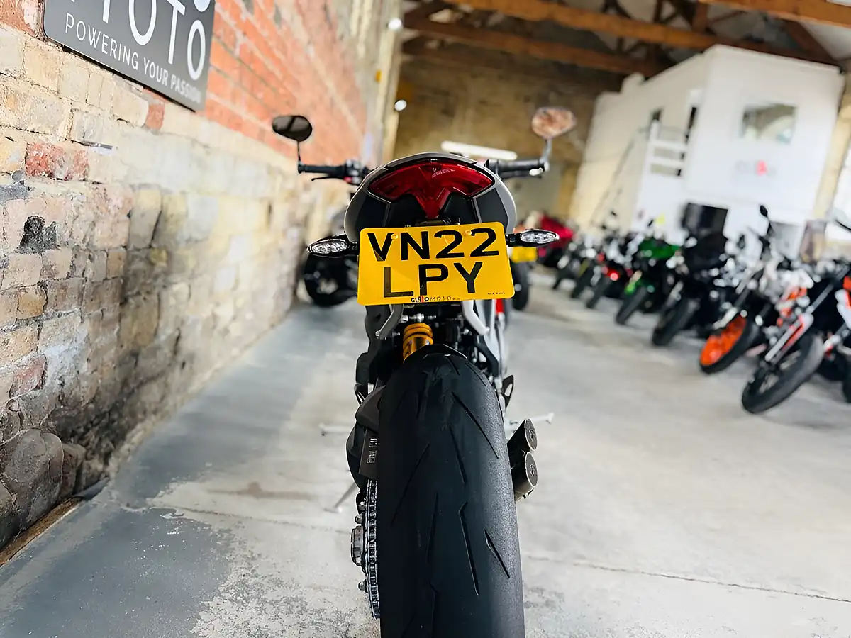 Used 2022 Triumph Speed Triple 1200 RS Silver - Interior and Exterior details 18