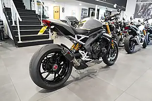 Used 2022 Triumph Speed Triple RS Silver Metallic - Interior and Exterior details 5
