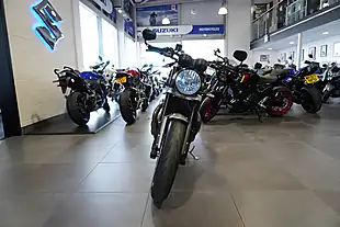 Used 2022 Triumph Speed Twin Black - Interior and Exterior details 3