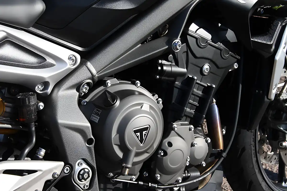 Used 2022 Triumph Street Triple RS Black - Interior and Exterior details 17