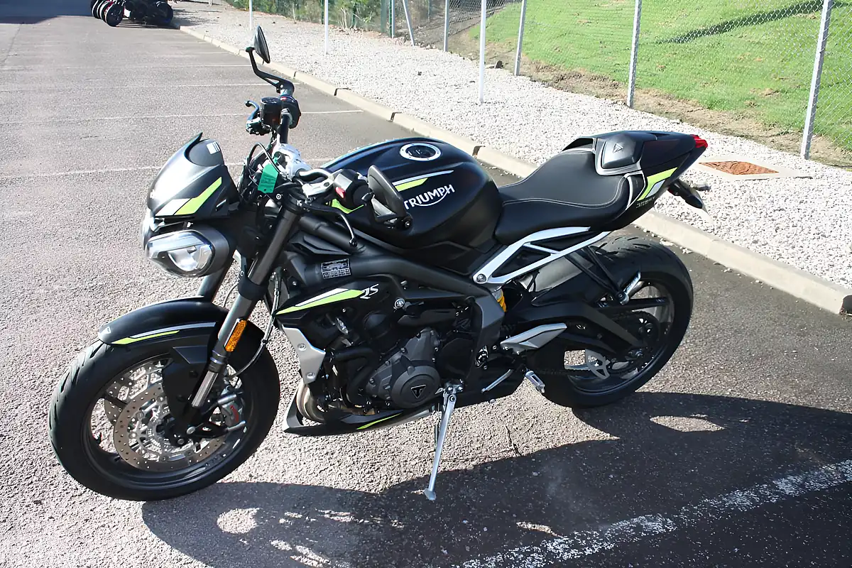 Used 2022 Triumph Street Triple RS Black - Interior and Exterior details 8