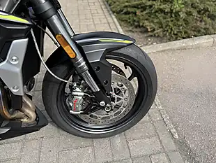 Used 2022 Triumph Street Triple RS Black - Interior and Exterior details 14