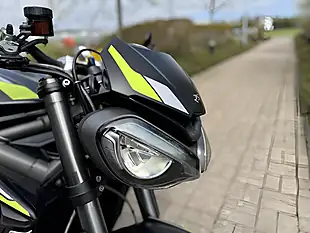 Used 2022 Triumph Street Triple RS Black - Interior and Exterior details 15