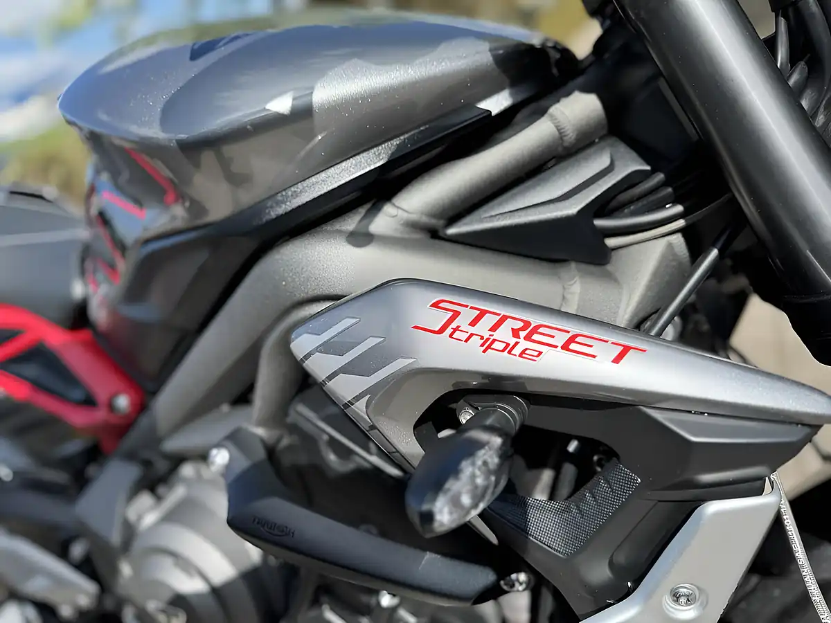 Used 2022 Triumph Street Triple RS Silver - Interior and Exterior details 13