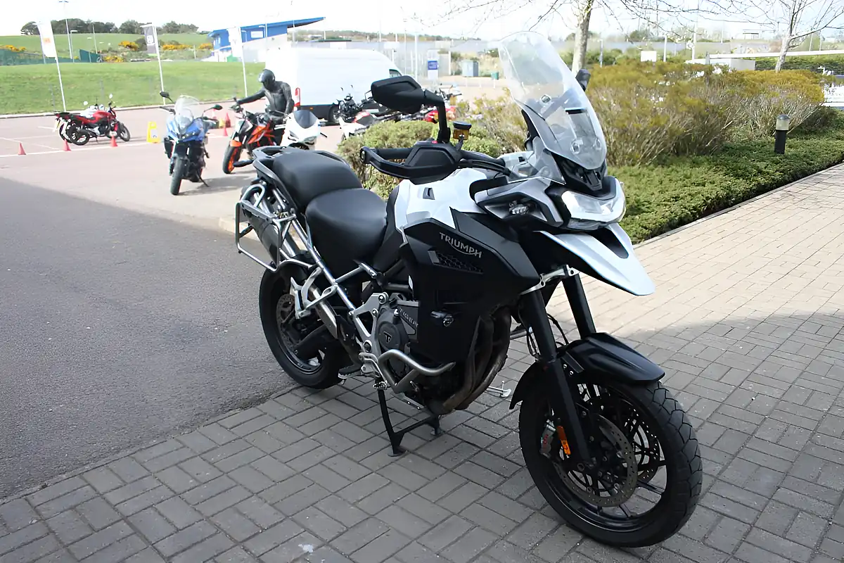 Used 2022 Triumph Tiger 1200 GT Explorer White - Interior and Exterior details 3