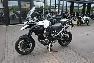 Used 2022 Triumph Tiger 1200 GT Explorer White - Interior and Exterior details 7