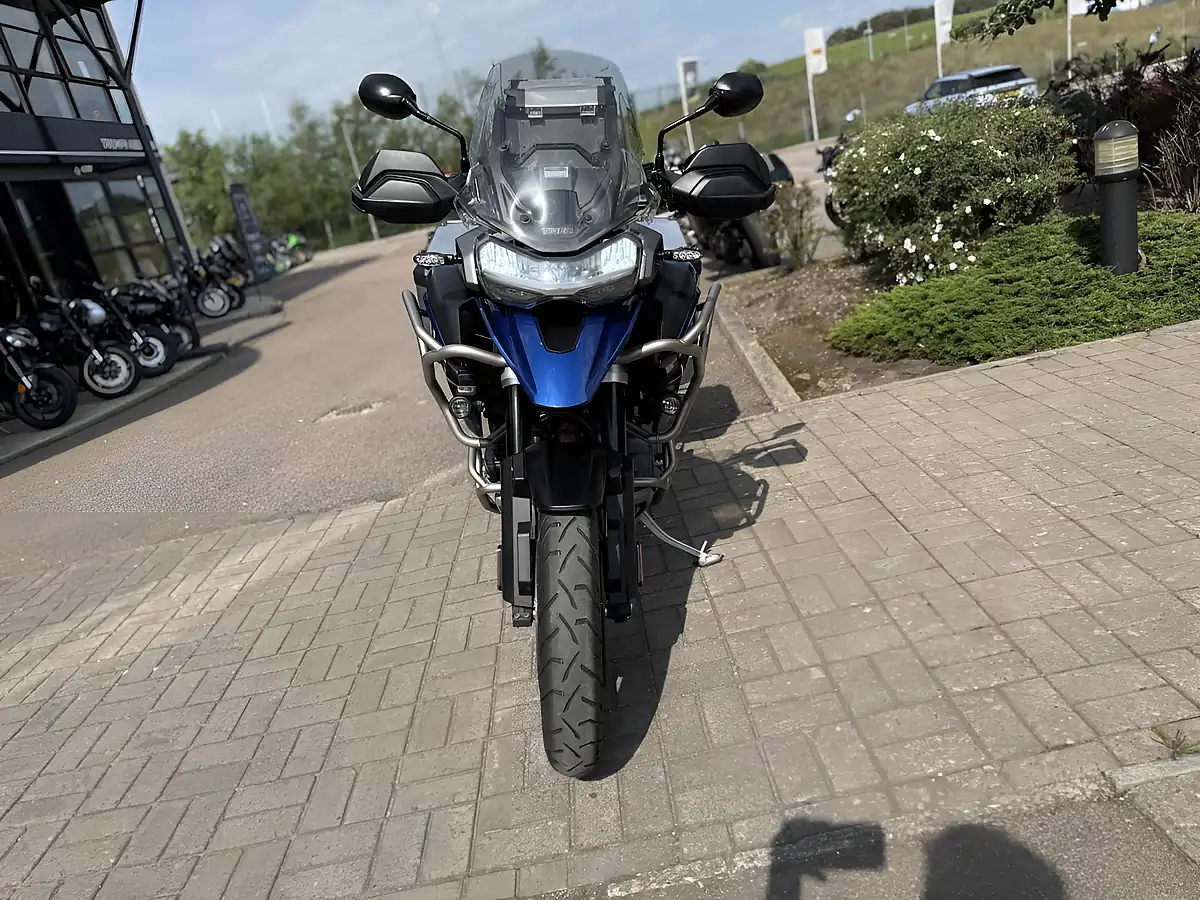 Used 2022 Triumph Tiger 1200 GT Pro Blue - Interior and Exterior details 5
