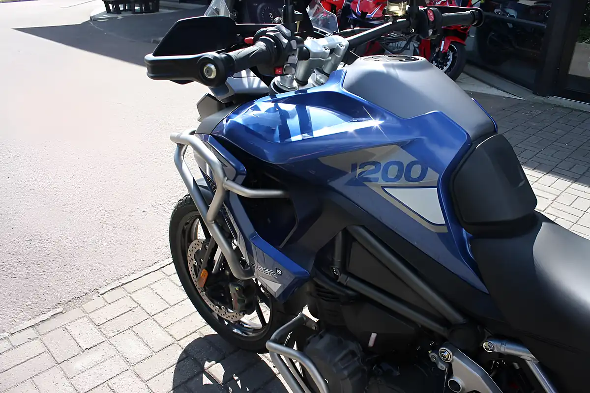 Used 2022 Triumph Tiger 1200 GT Pro Blue - Interior and Exterior details 17