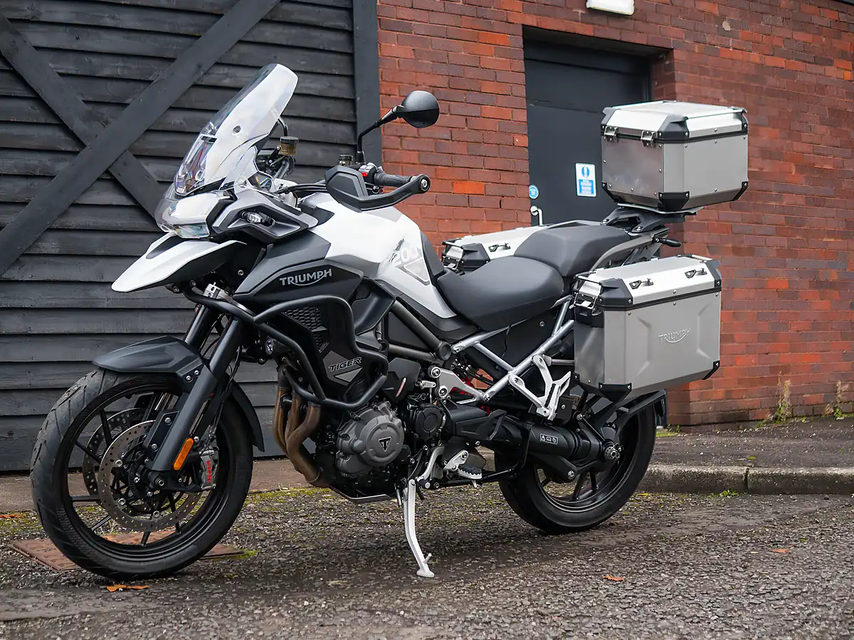 Used 2022 Triumph Tiger 1200 GT Pro Snowdonia White - Interior and Exterior details 15