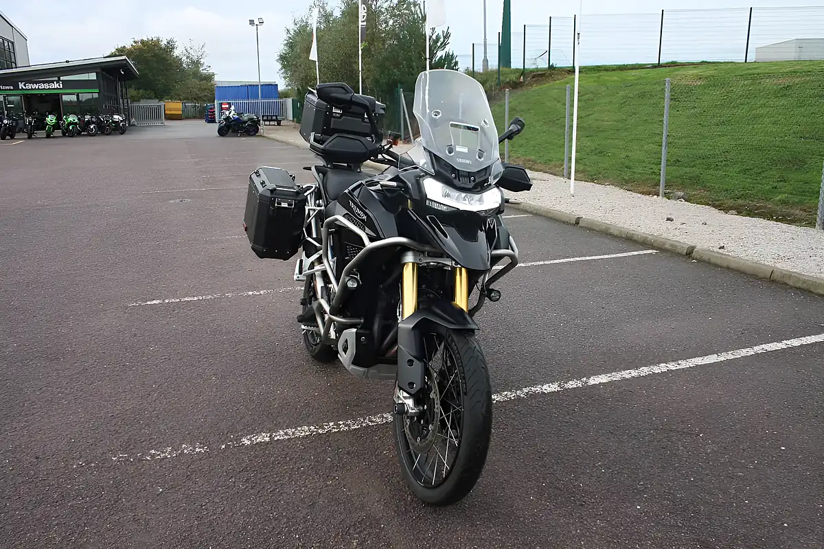Used 2022 Triumph Tiger 1200 Rally Explorer Black - Interior and Exterior details 5