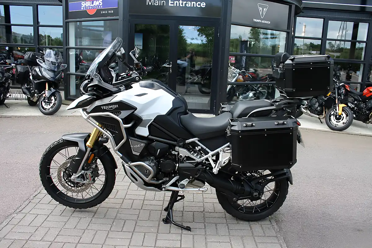 Used 2022 Triumph Tiger 1200 Rally Explorer White - Interior and Exterior details 19