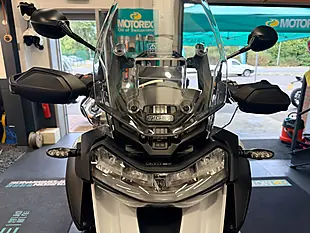 Used 2022 Triumph Tiger 1200 Rally Pro - Interior and Exterior details 12