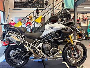 Used 2022 Triumph Tiger 1200 Rally Pro - Interior and Exterior details 3