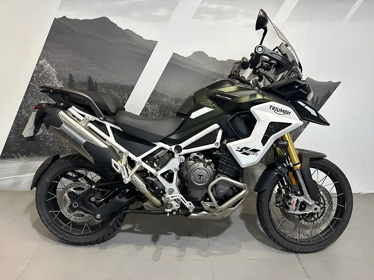 Used 2022 Triumph Tiger 1200 Rally Pro Matte Green - Front View