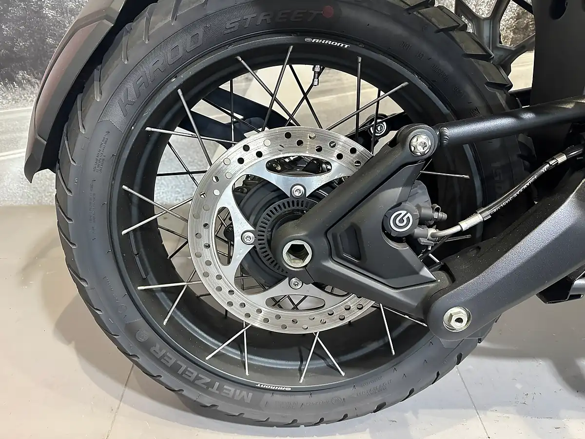 Used 2022 Triumph Tiger 1200 Rally Pro Matte Green - Interior and Exterior details 13