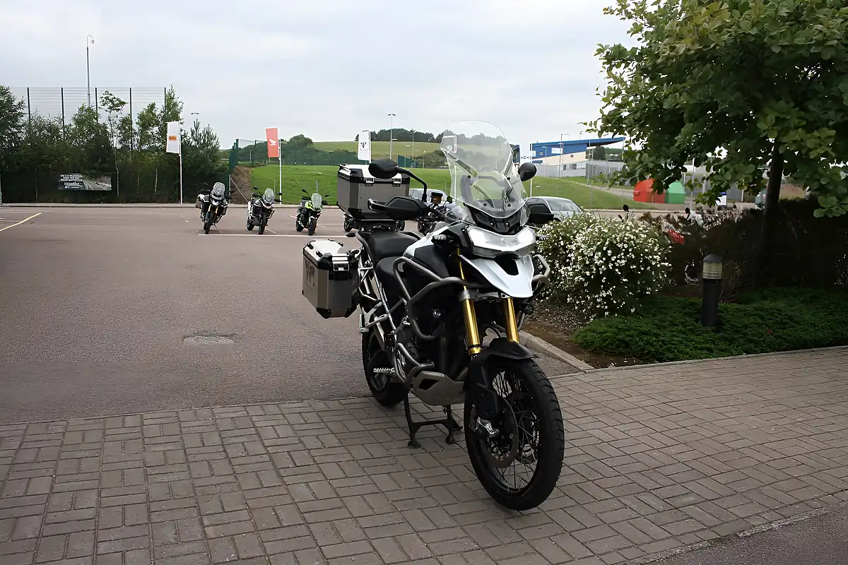 Used 2022 Triumph Tiger 1200 Rally Pro White - Interior and Exterior details 4