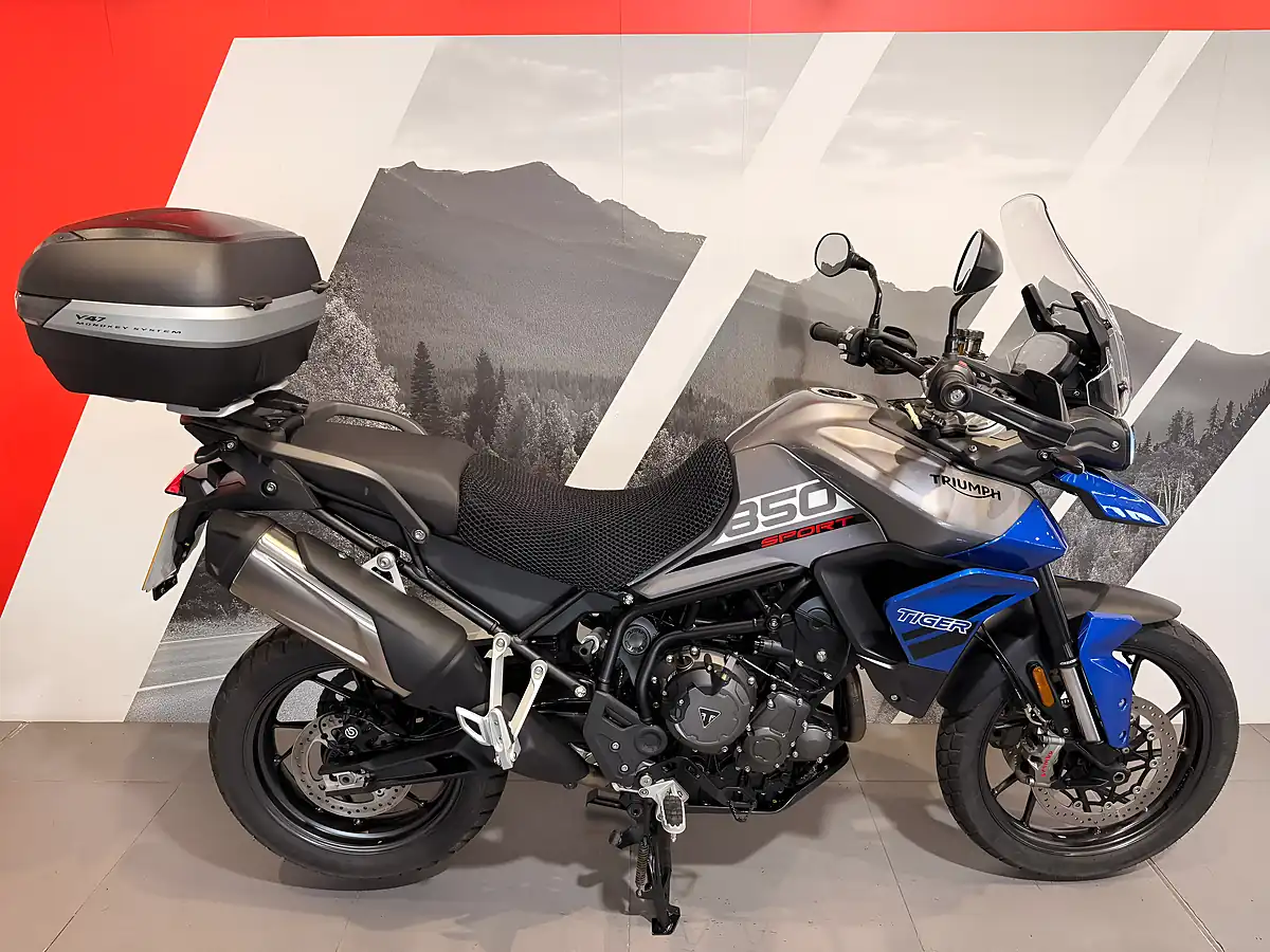 Used 2022 Triumph Tiger 850 Sport Blue Metallic - Front View