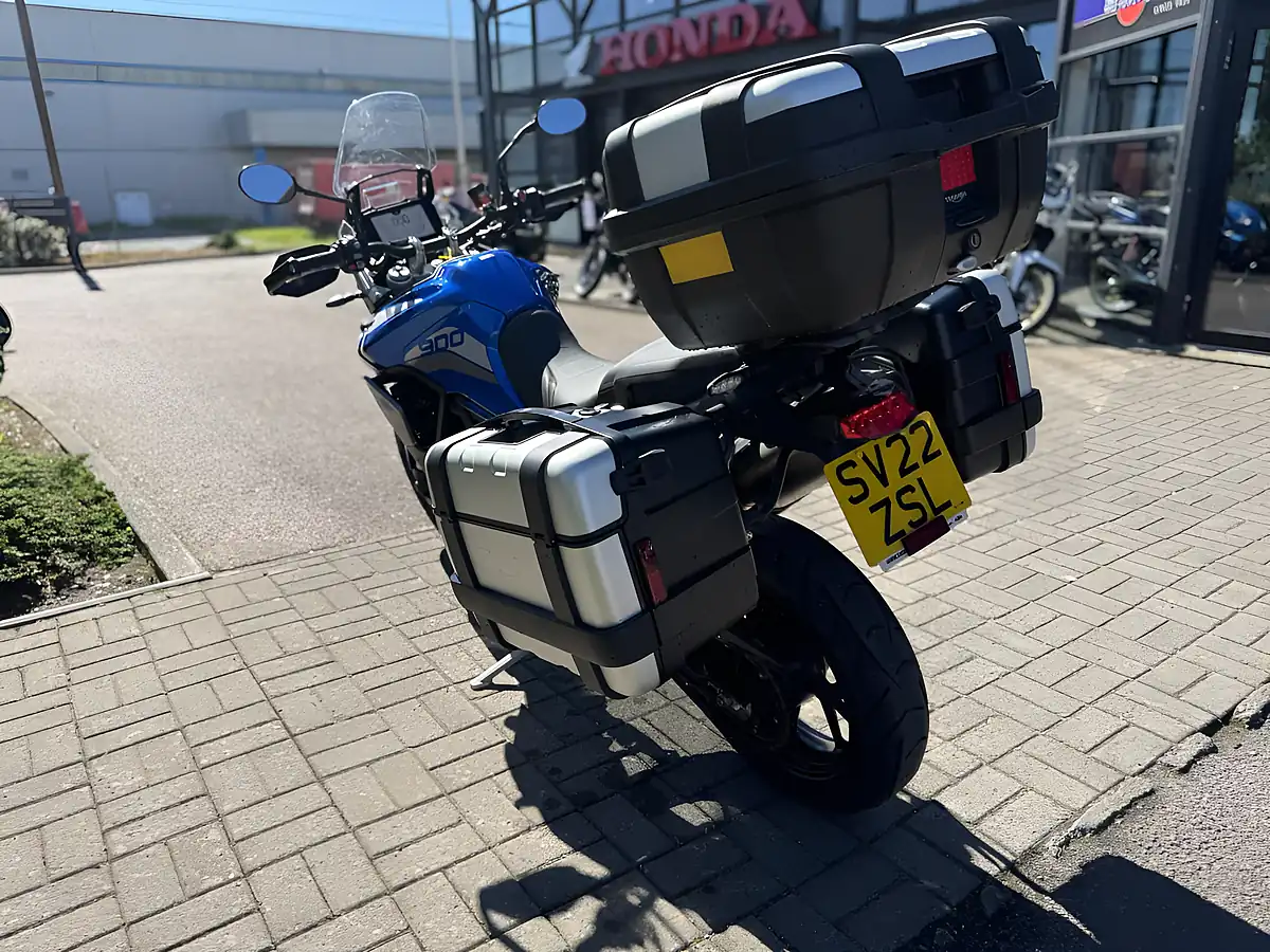 Used 2022 Triumph Tiger 900 GT Pro Blue - Interior and Exterior details 7