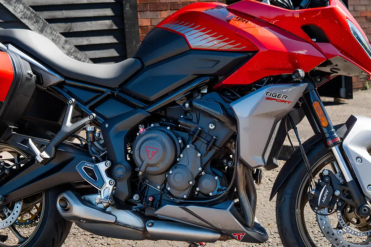 Used 2022 Triumph Tiger Sport 660 Korosi Red - Interior and Exterior details 7