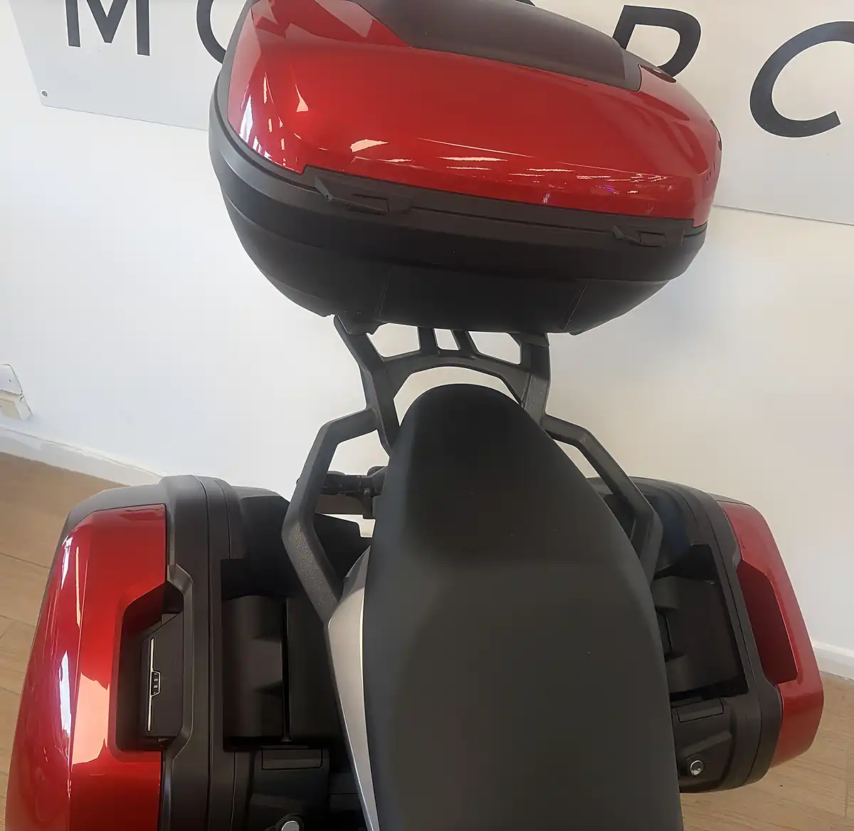 Used 2022 Triumph Tiger Sport 660 Red - Interior and Exterior details 10