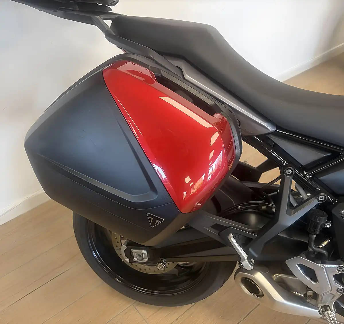 Used 2022 Triumph Tiger Sport 660 Red - Interior and Exterior details 11