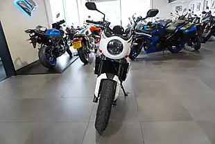 Used 2022 Triumph Trident 660 White Metallic - Interior and Exterior details 3
