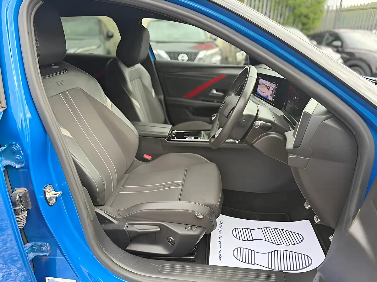 Used 2022 Vauxhall Astra Gs Line Blue - Interior and Exterior details 13