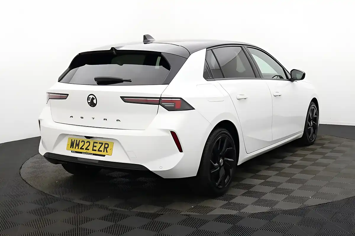 Used 2022 Vauxhall Astra Gs Line White - Interior and Exterior details 5