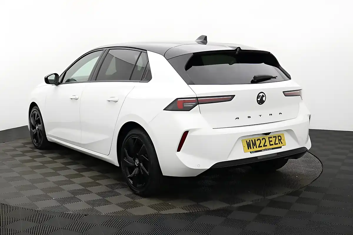 Used 2022 Vauxhall Astra Gs Line White - Interior and Exterior details 7