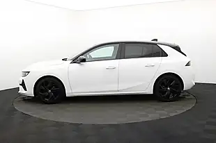 Used 2022 Vauxhall Astra Gs Line White - Interior and Exterior details 8