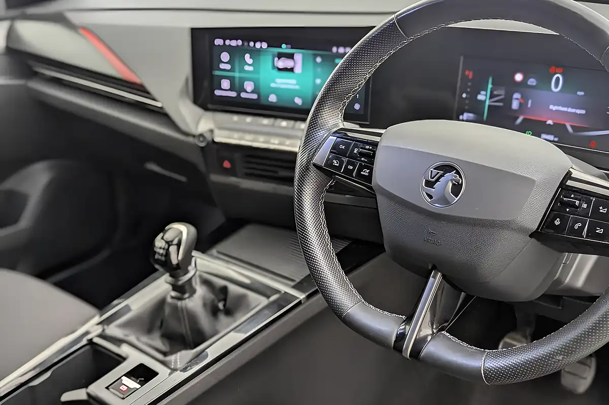 Used 2022 Vauxhall Astra Gs Line White - Interior and Exterior details 15
