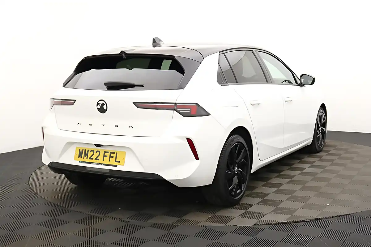 Used 2022 Vauxhall Astra Gs Line White - Interior and Exterior details 3