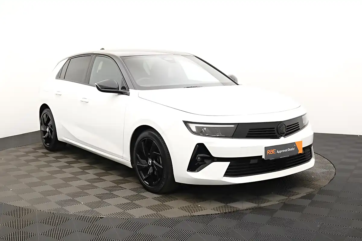 Used 2022 Vauxhall Astra Gs Line White - Interior and Exterior details 7