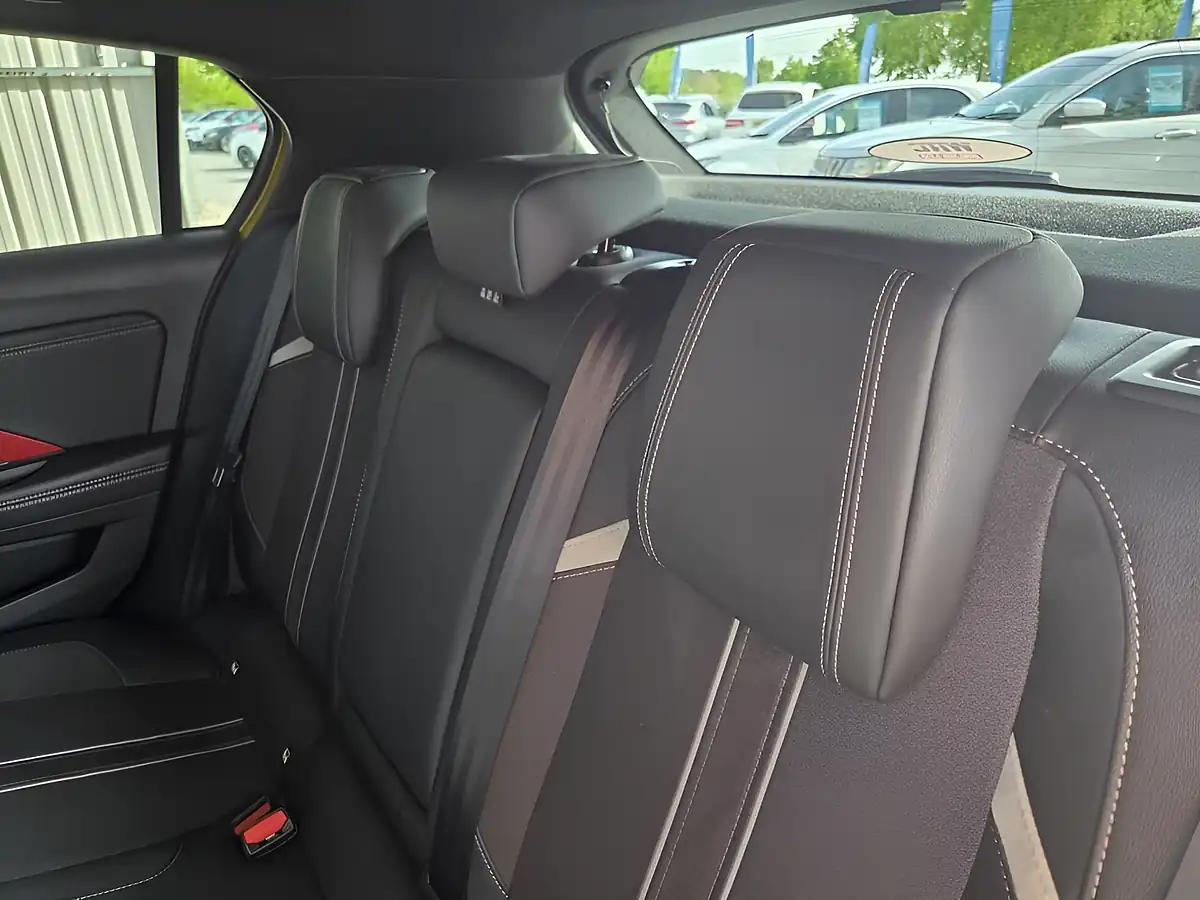 Used 2022 Vauxhall Astra Gs Line Yellow - Interior and Exterior details 18