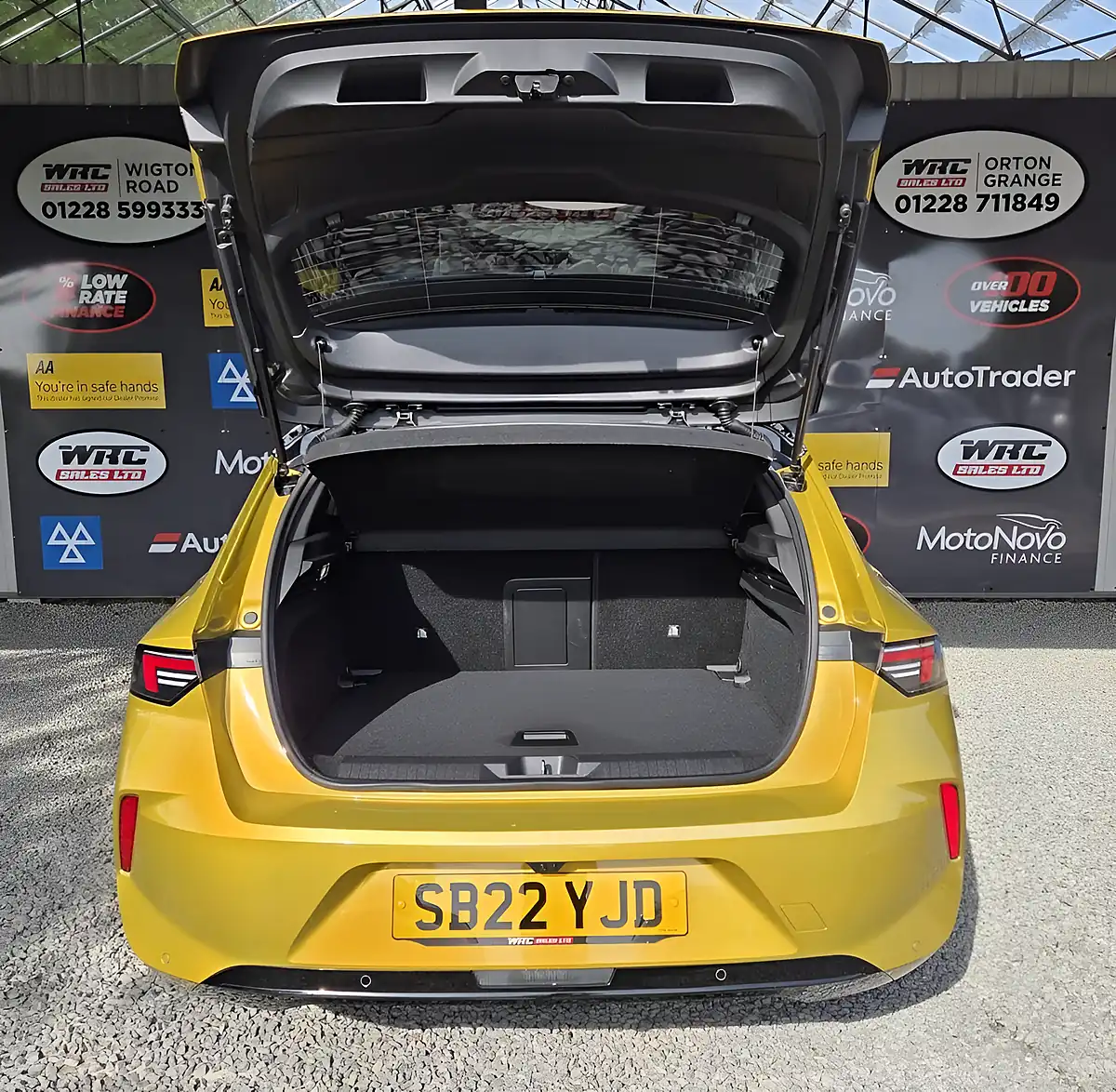 Used 2022 Vauxhall Astra Gs Line Yellow - Interior and Exterior details 9