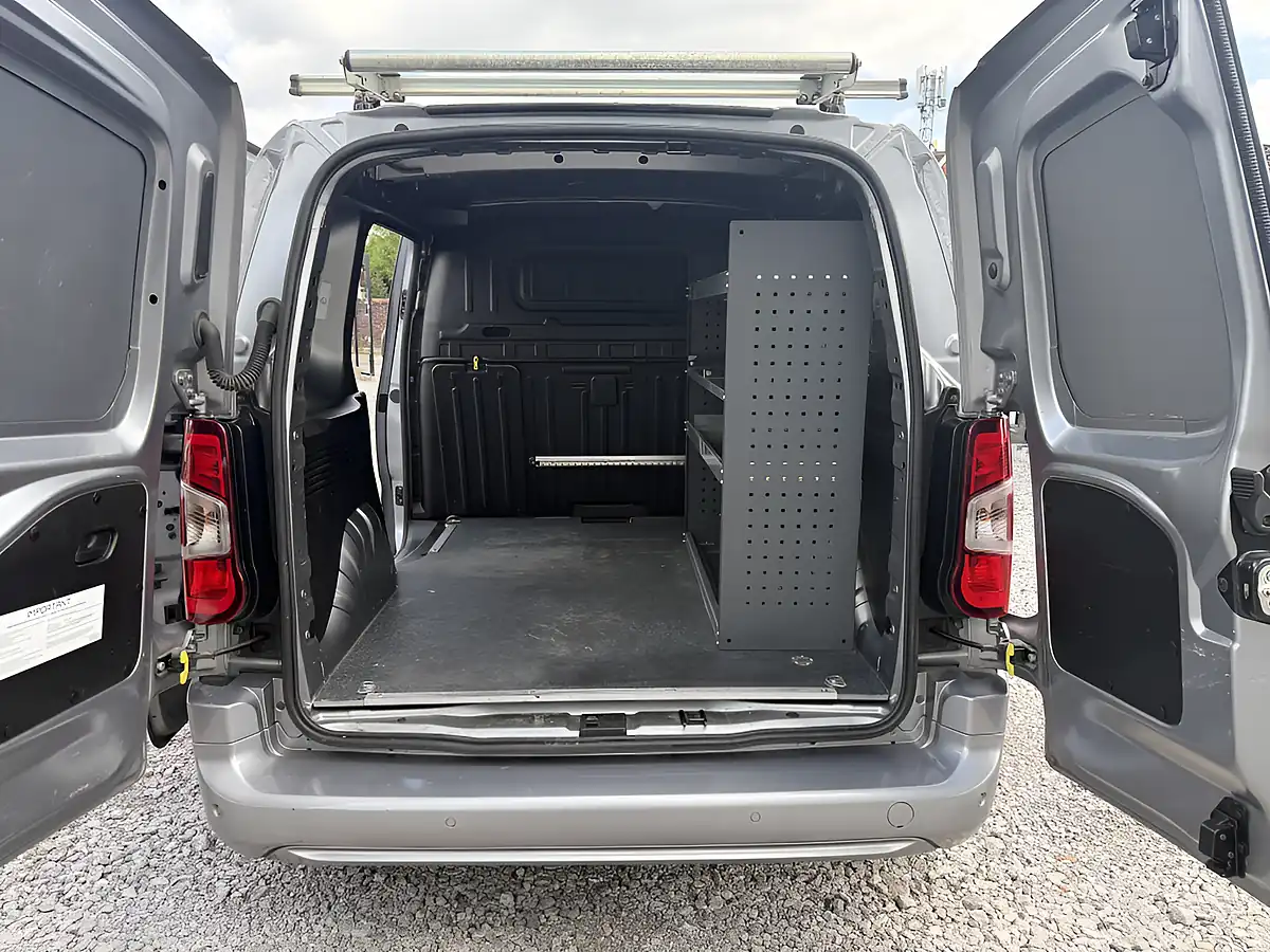 Used 2022 Vauxhall Combo Cargo Sportive L1 H1 (swb) Grey - Interior and Exterior details 15