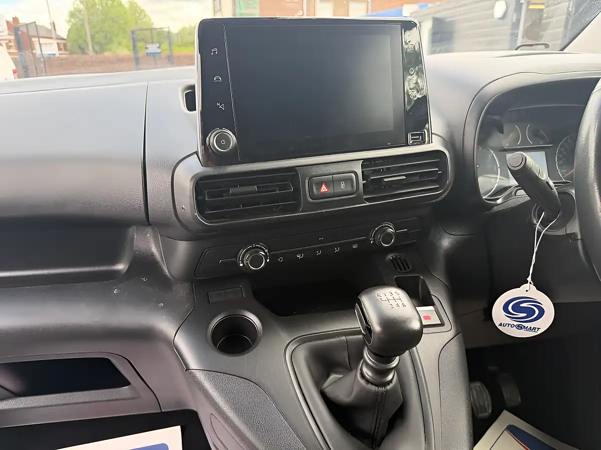 Used 2022 Vauxhall Combo Cargo Sportive L1 H1 (swb) Grey - Interior and Exterior details 19