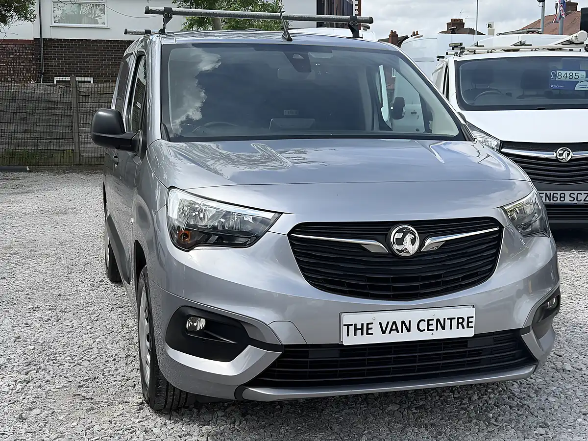 Used 2022 Vauxhall Combo Cargo Sportive L1 H1 (swb) Grey - Interior and Exterior details 3
