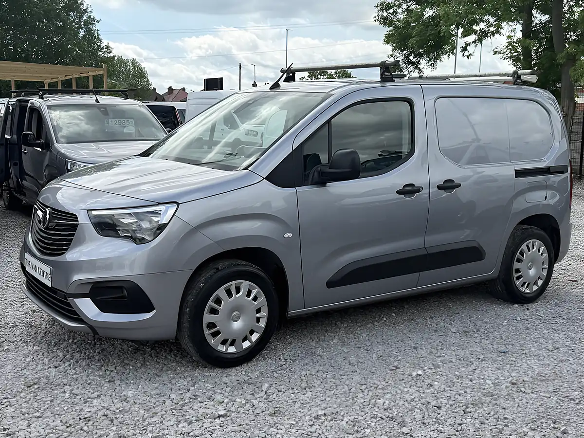 Used 2022 Vauxhall Combo Cargo Sportive L1 H1 (swb) Grey - Interior and Exterior details 6