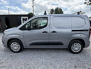 Used 2022 Vauxhall Combo Cargo Sportive L1 H1 (swb) Grey - Interior and Exterior details 7