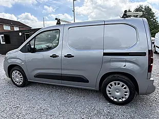 Used 2022 Vauxhall Combo Cargo Sportive L1 H1 (swb) Grey - Interior and Exterior details 8