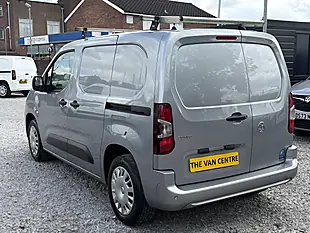 Used 2022 Vauxhall Combo Cargo Sportive L1 H1 (swb) Grey - Interior and Exterior details 9