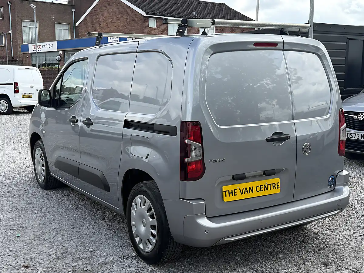 Used 2022 Vauxhall Combo Cargo Sportive L1 H1 (swb) Grey - Interior and Exterior details 9