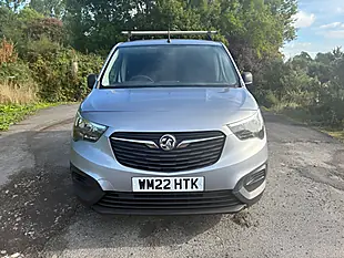 Used 2022 Vauxhall Combo Dynamic Grey - Interior and Exterior details 3